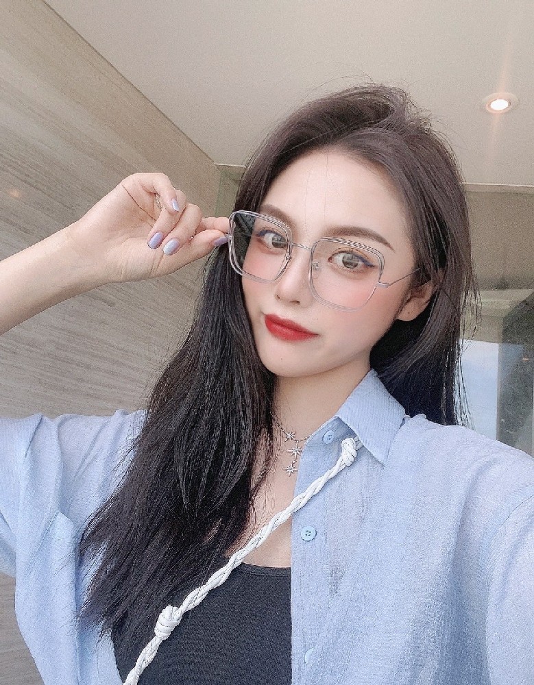 A1047 照片1641张 视频38个 中国女 气质美女 高材生 生活日常 旅游 真实 视频包含实况Live