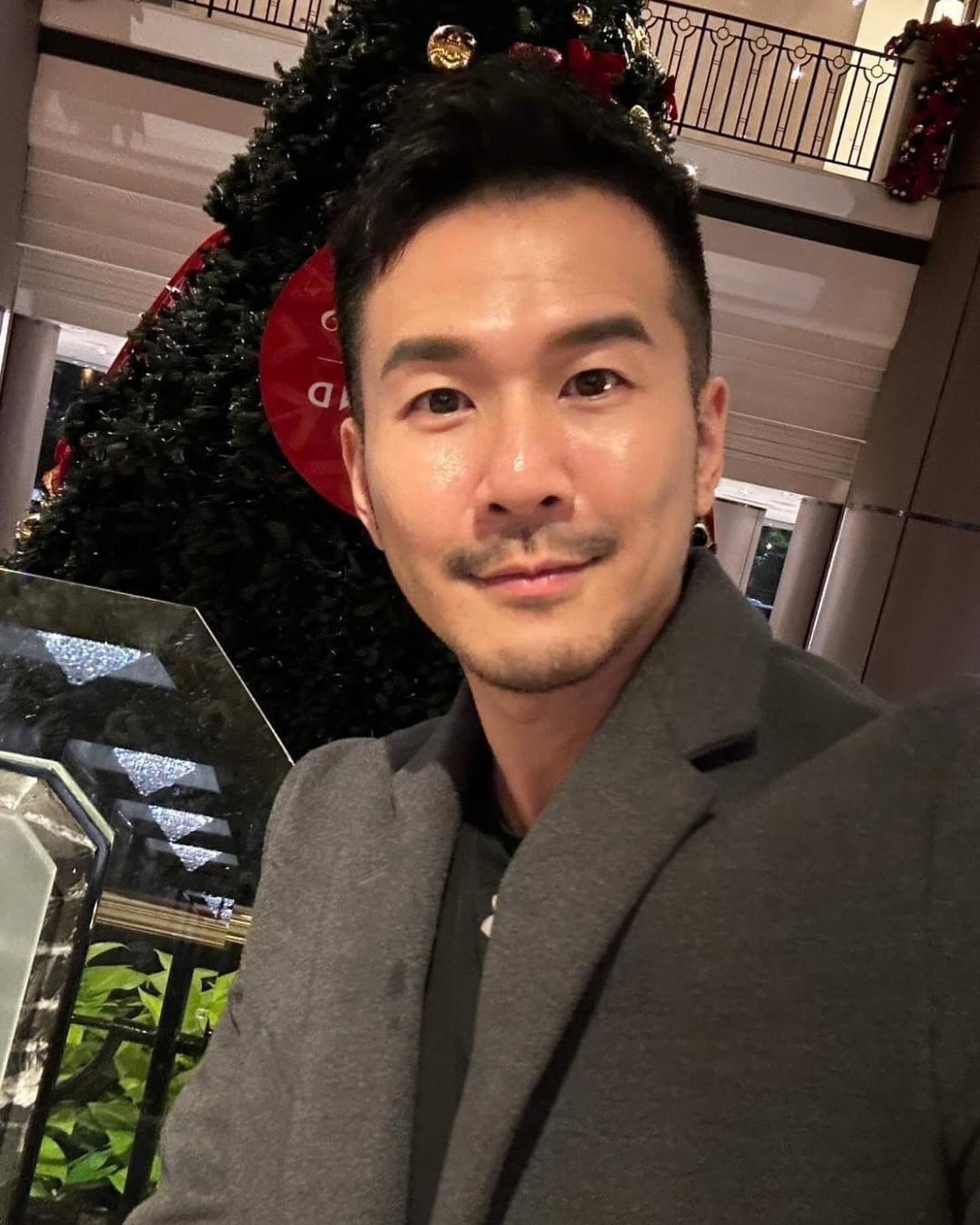 D1020 照片667张 视频20个 台湾 工作 正装 职业律师 自拍较多 健身 腹肌 瑜伽 居家日常 户外日常 穿搭 旅游 宠物 生活场景丰富